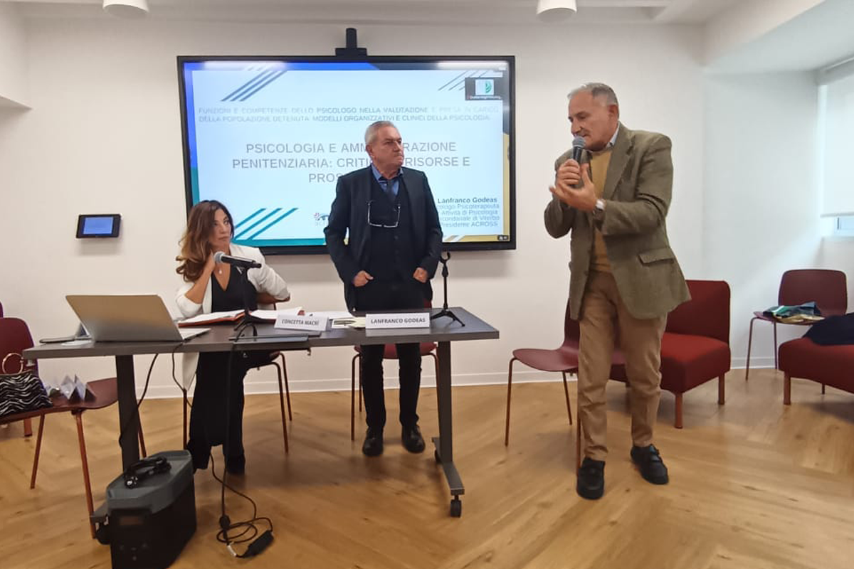 PHOTO-2025-10-24-19-25-5545